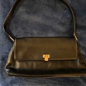 Elegant Black Leather Shoulder Bag